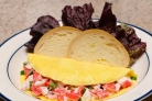 Яичница с крабовыми палочками