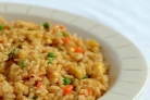 Рис с морковкой и луком на сковороде