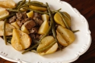 Мясо с грушами в мультиварке