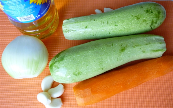 Рецепт Кабачки с морковью и луком
