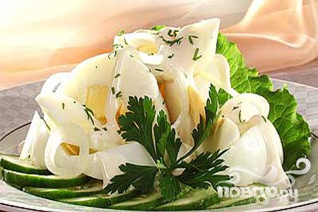 Рецепт Луковый салат с яйцами